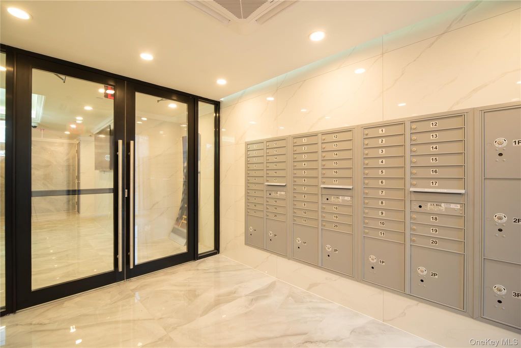 Photo of 42-18 147th Street #2i, Flushing, NY 11355 (MLS # 967843)