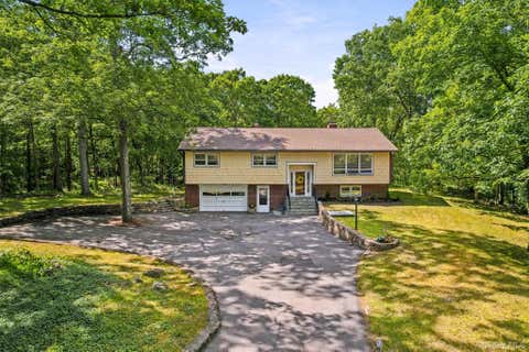 Homes For Sale - 27 Jean Drive<br/> Monroe, NY 10950