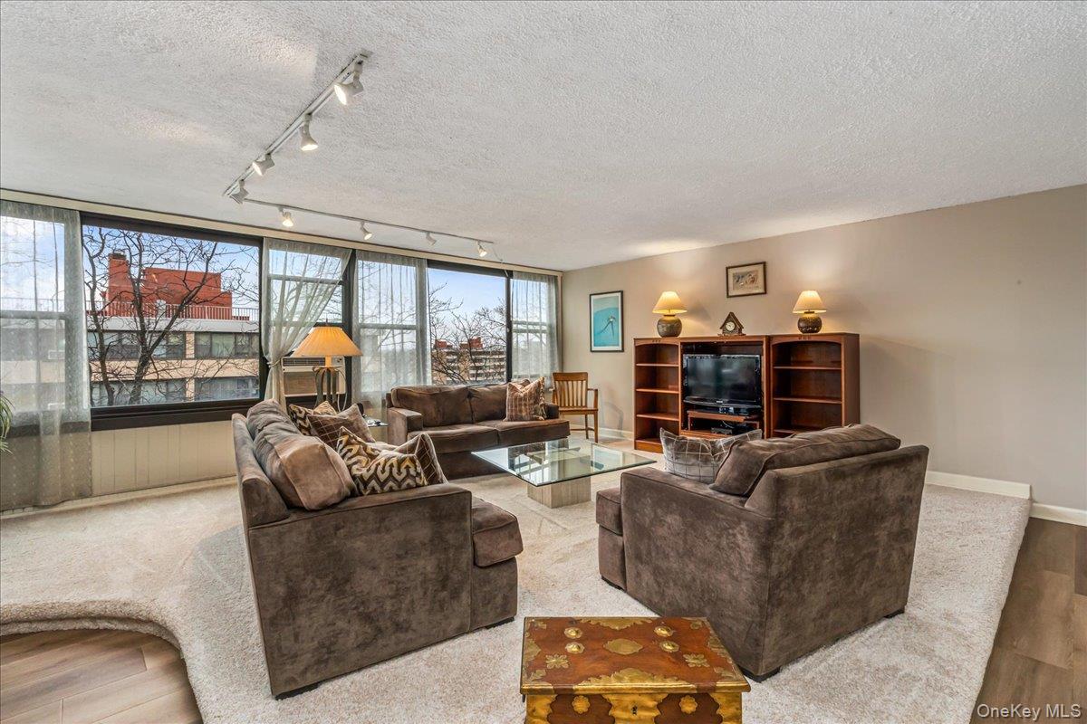 7-24 166th Street 8C