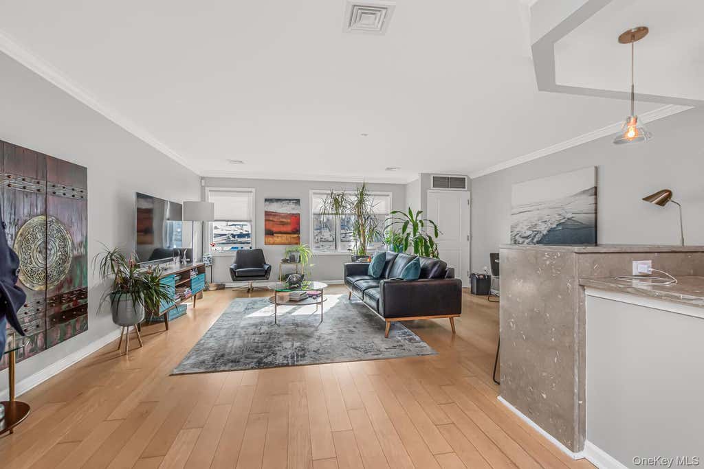 Photo of 1490 Outlook Avenue #1D, Bronx, NY 10465 (MLS # 1028607)
