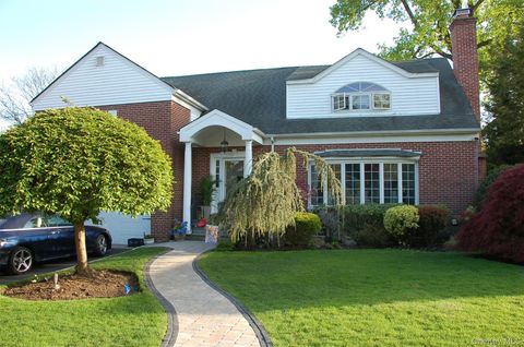 130 Locust Avenue Scarsdale NY 10583