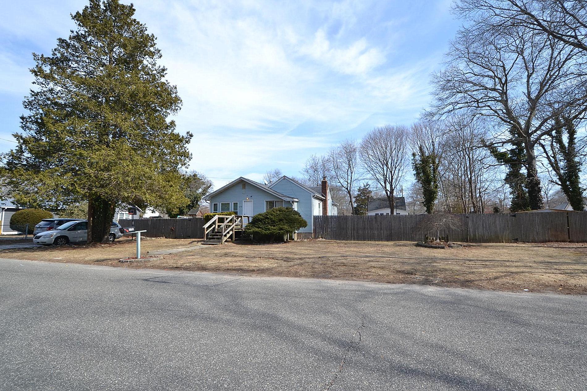 179 Lynbrook Drive, Mastic Beach, New York image 3