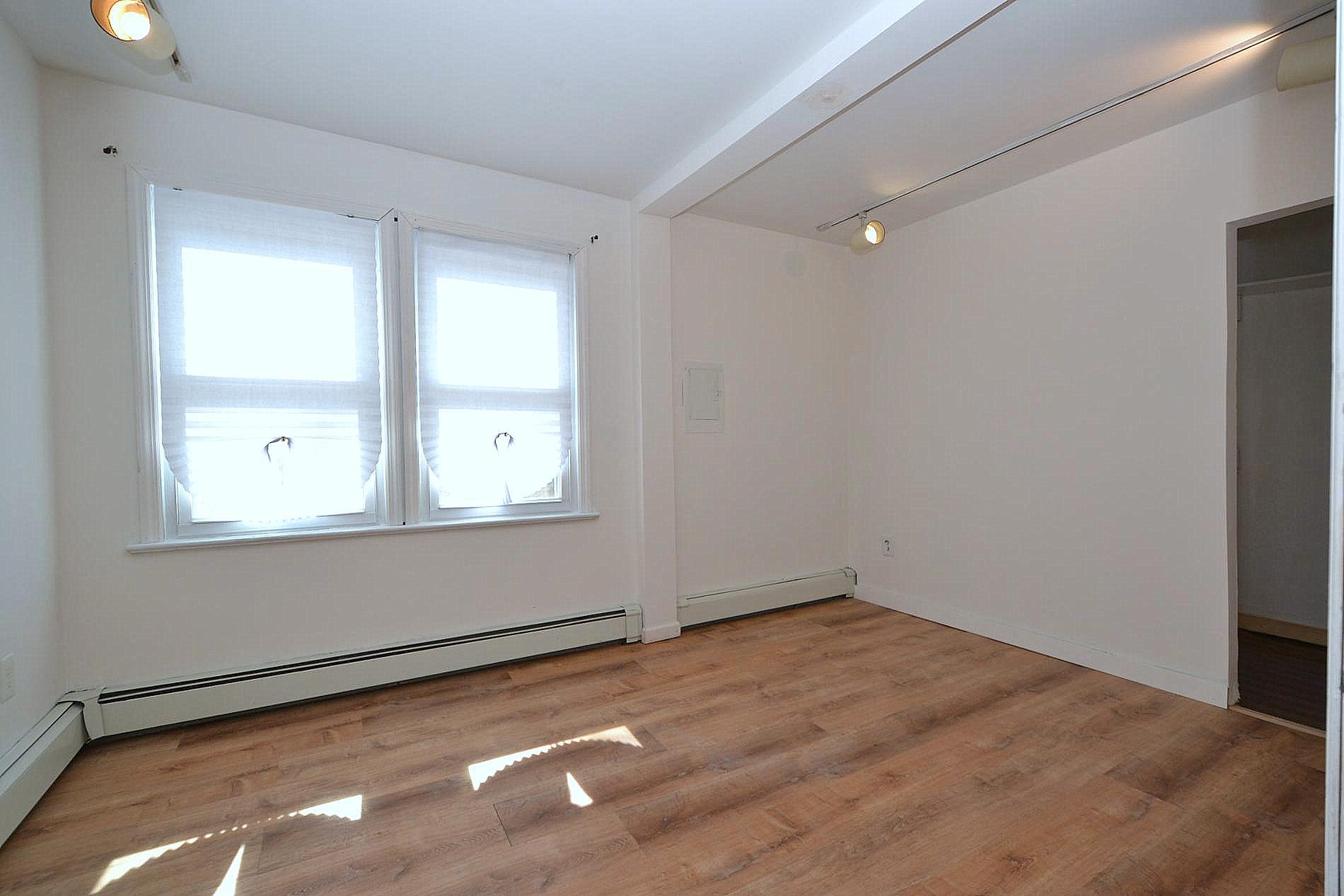 179 Lynbrook Drive, Mastic Beach, New York image 16