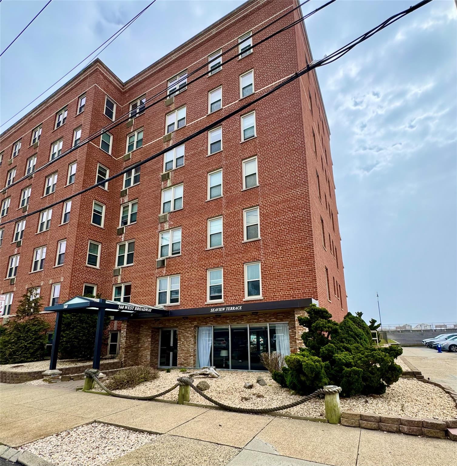 560 W Broadway #5K, Long Beach, New York image 1