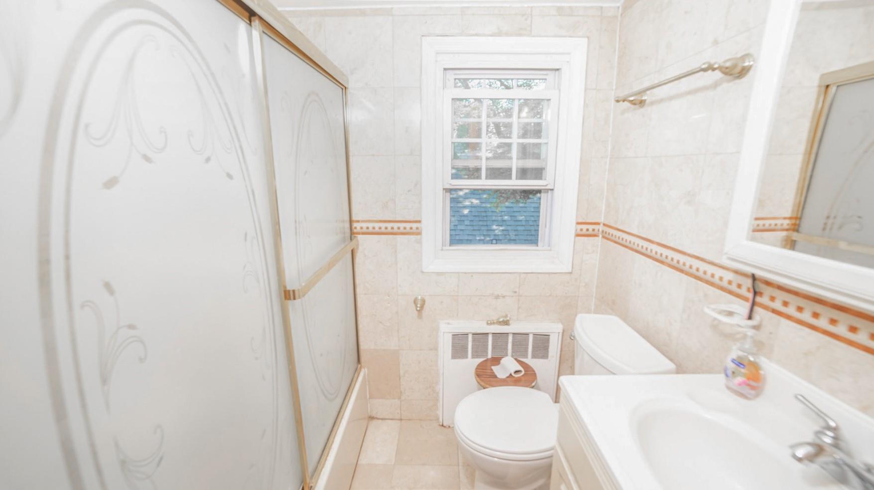 937 N 4th Street, New Hyde Park, New York image 9