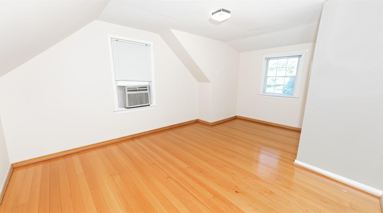 937 N 4th Street, New Hyde Park, New York image 11