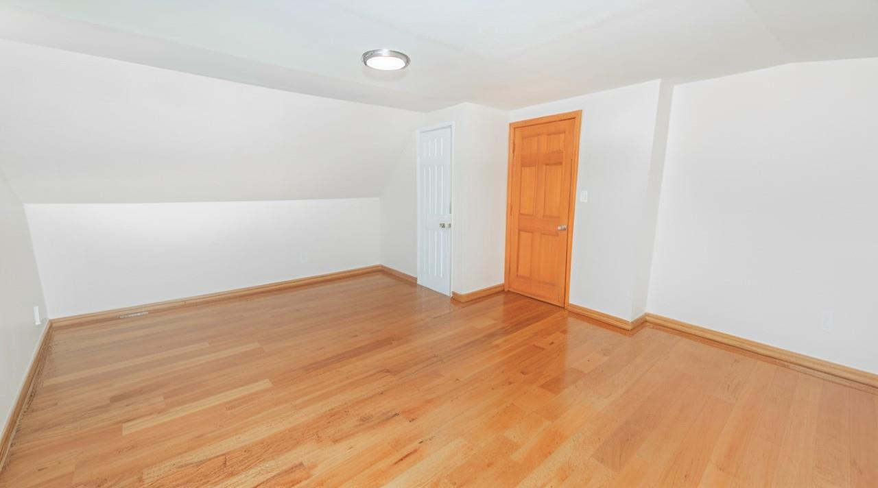 937 N 4th Street, New Hyde Park, New York image 12
