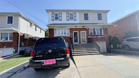 Photo of 147-20 17th Avenue, Whitestone, NY 11357 (MLS # 920771)