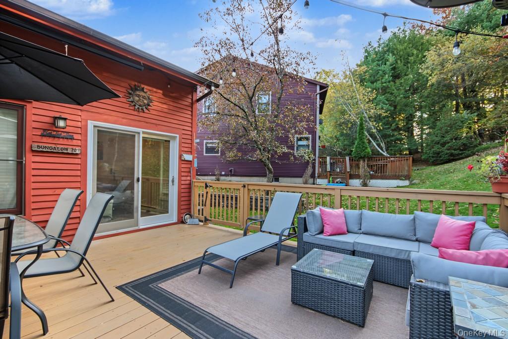 20 Lakeview Court