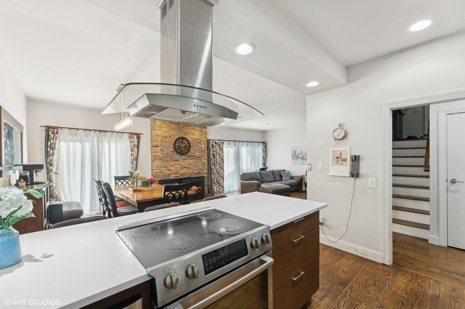 79 Sands Point Road, Port Washington, New York image 8