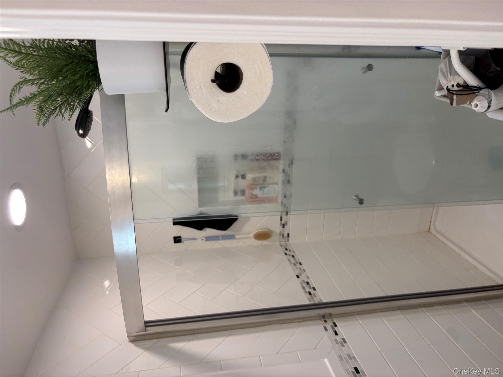 486 Champlain Avenue