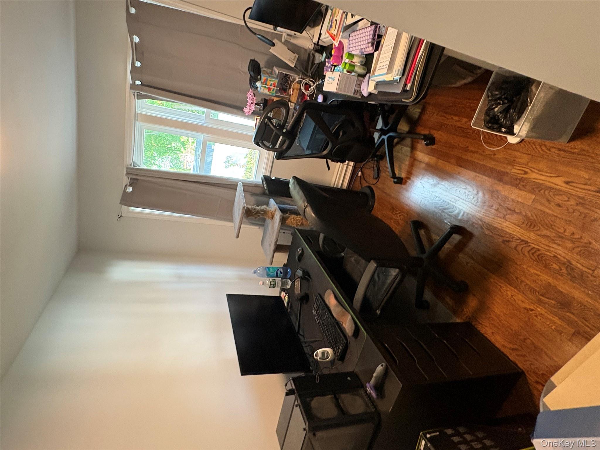 486 Champlain Avenue