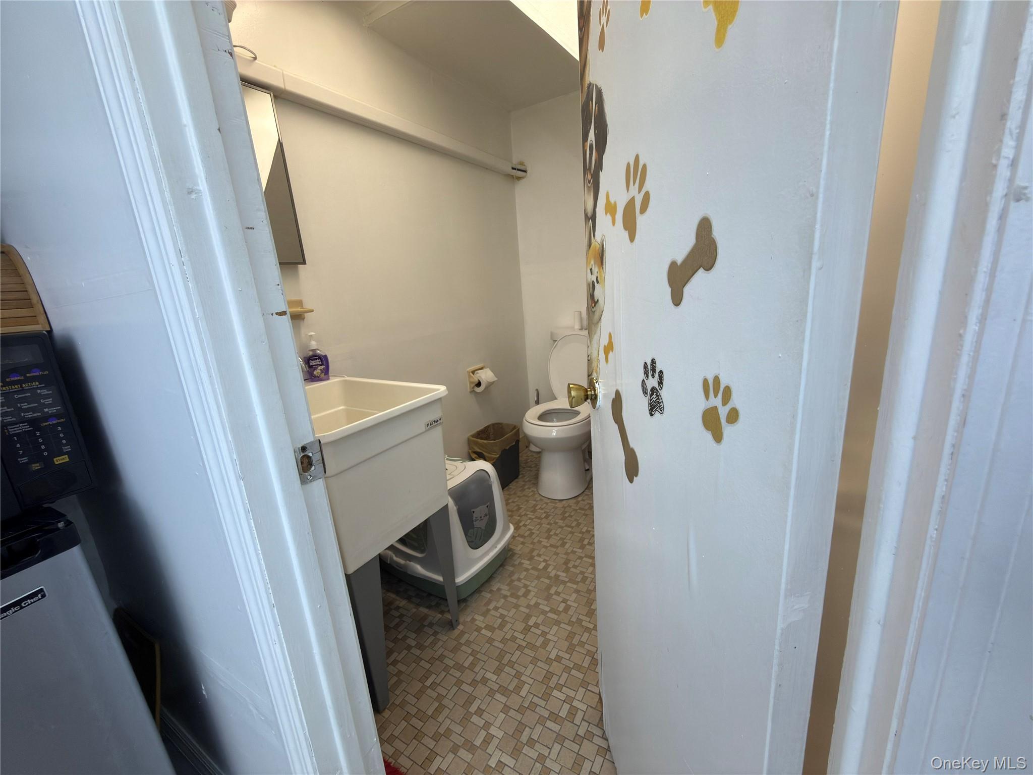 86-31 Whitney Avenue