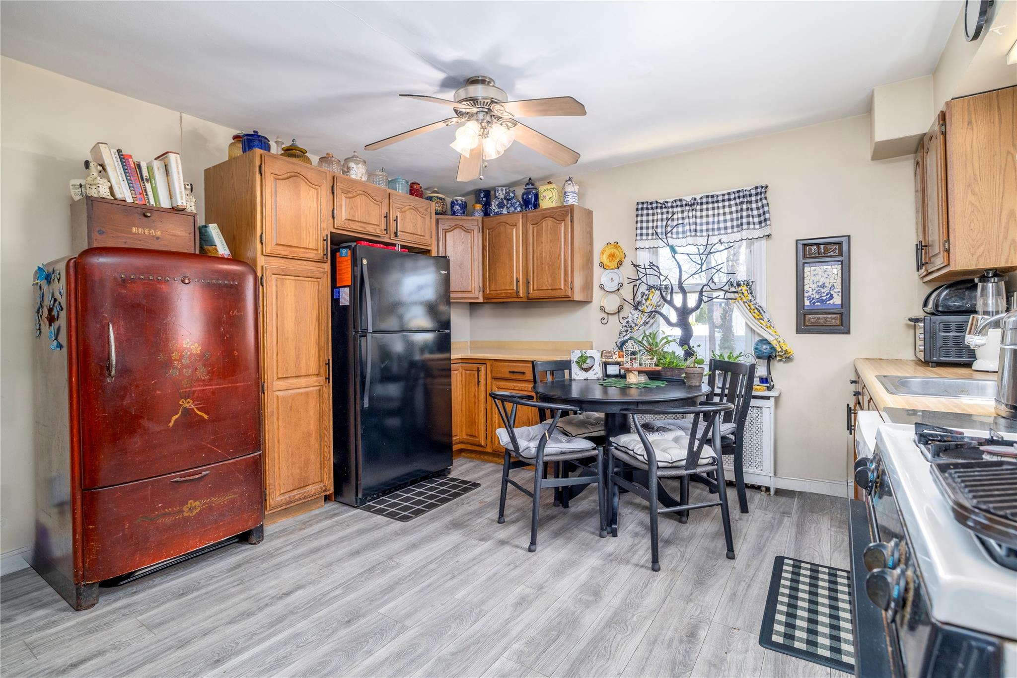 58 Chestnut Street, Lynbrook, New York image 12