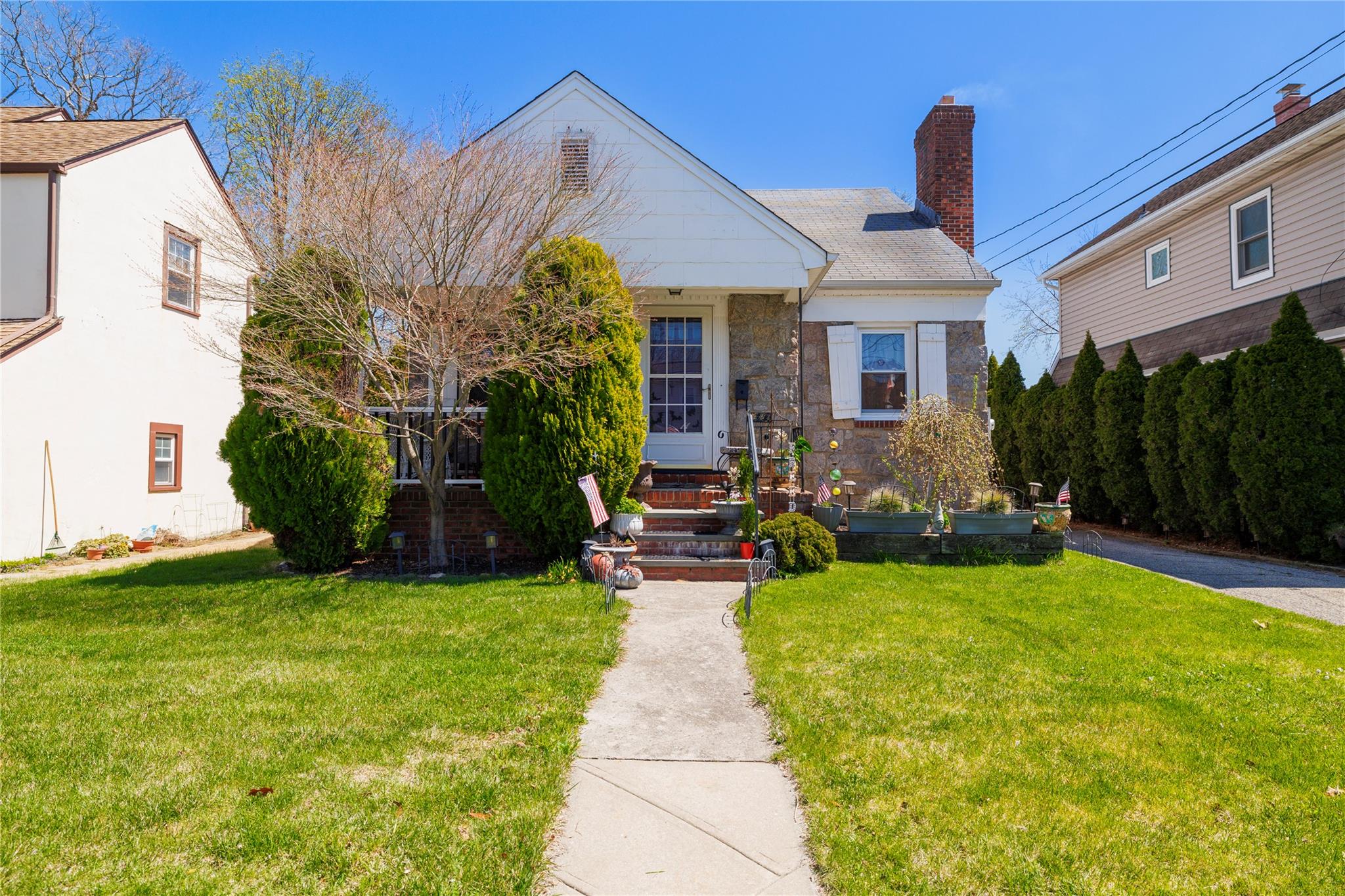 58 Chestnut Street, Lynbrook, New York image 18