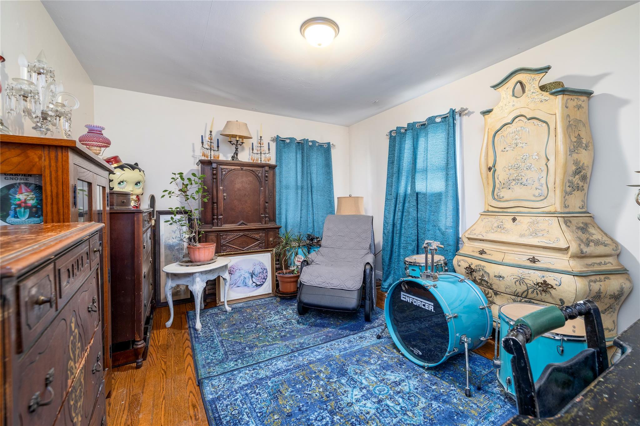 58 Chestnut Street, Lynbrook, New York image 13