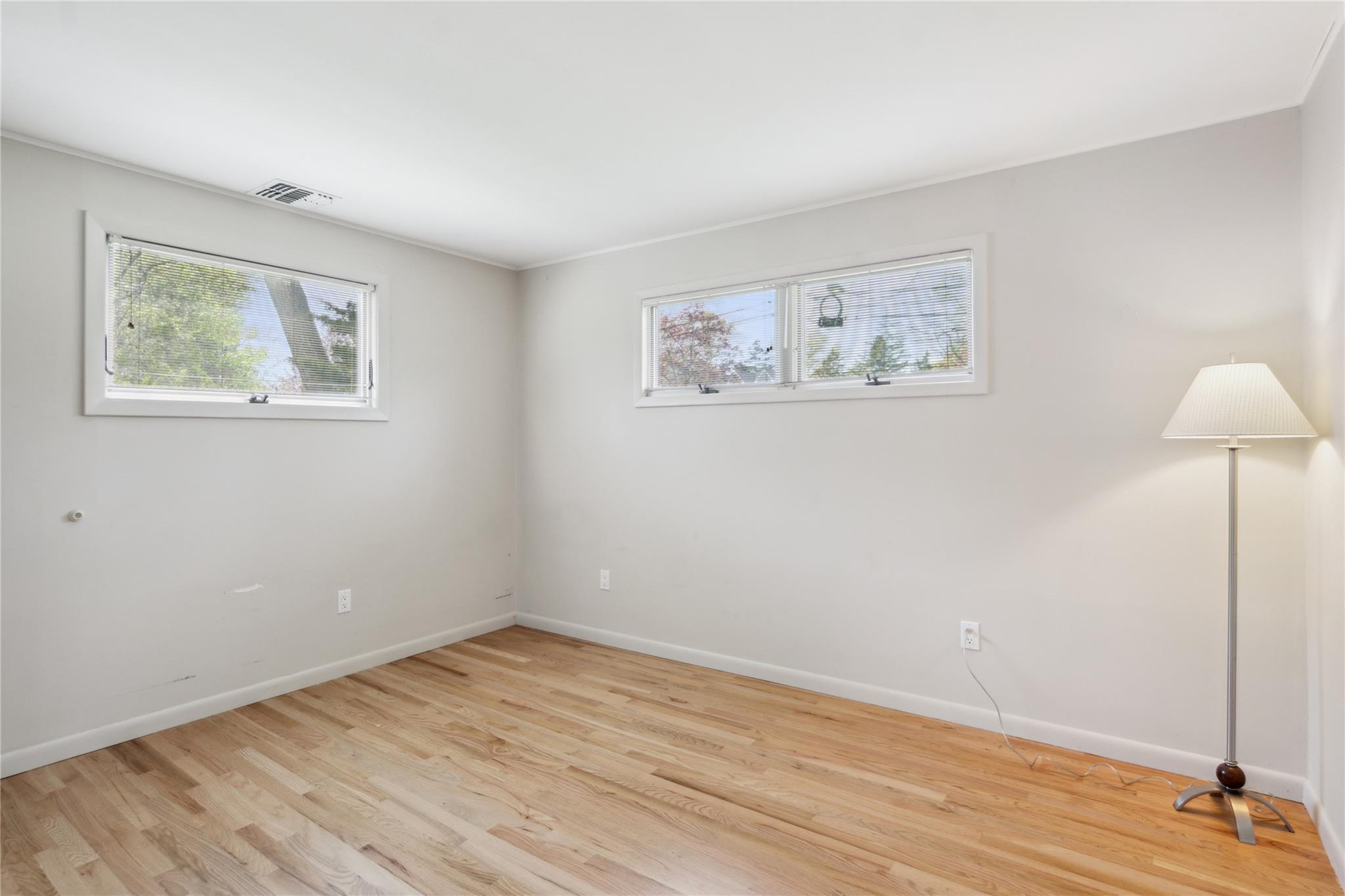 211 Bay Avenue, Bayport, New York image 21