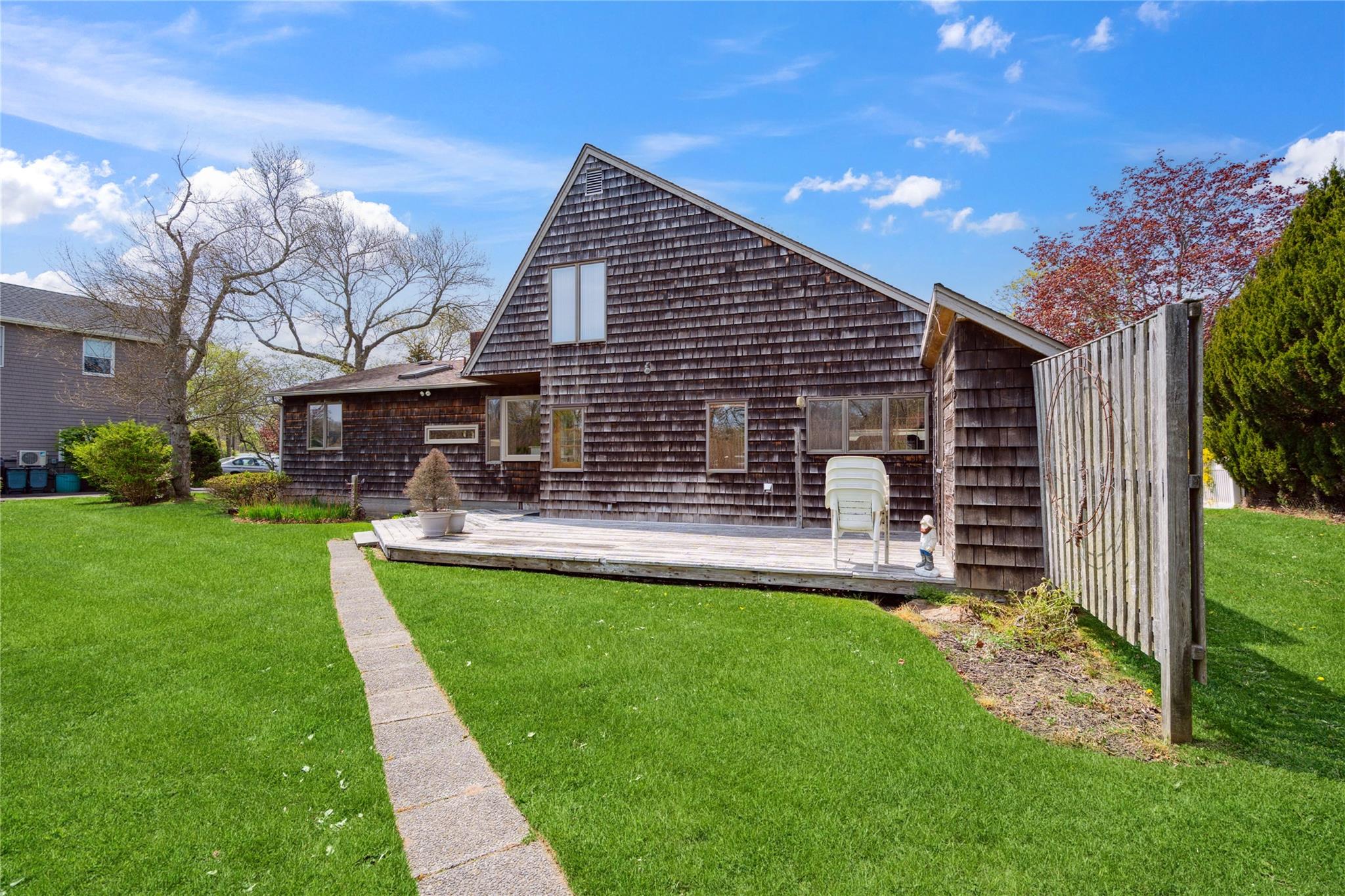 211 Bay Avenue, Bayport, New York image 26