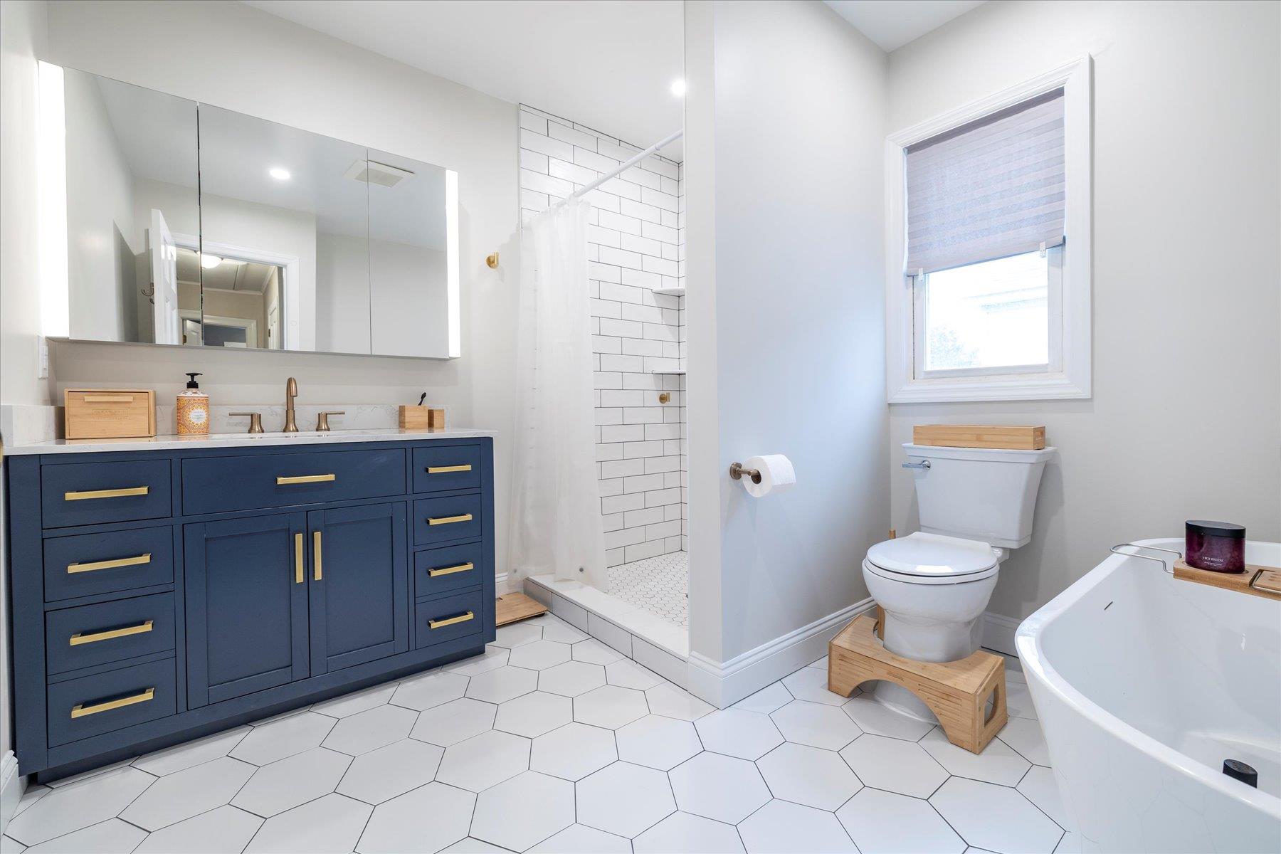 17 N Cambridge Street, Malverne, New York image 13