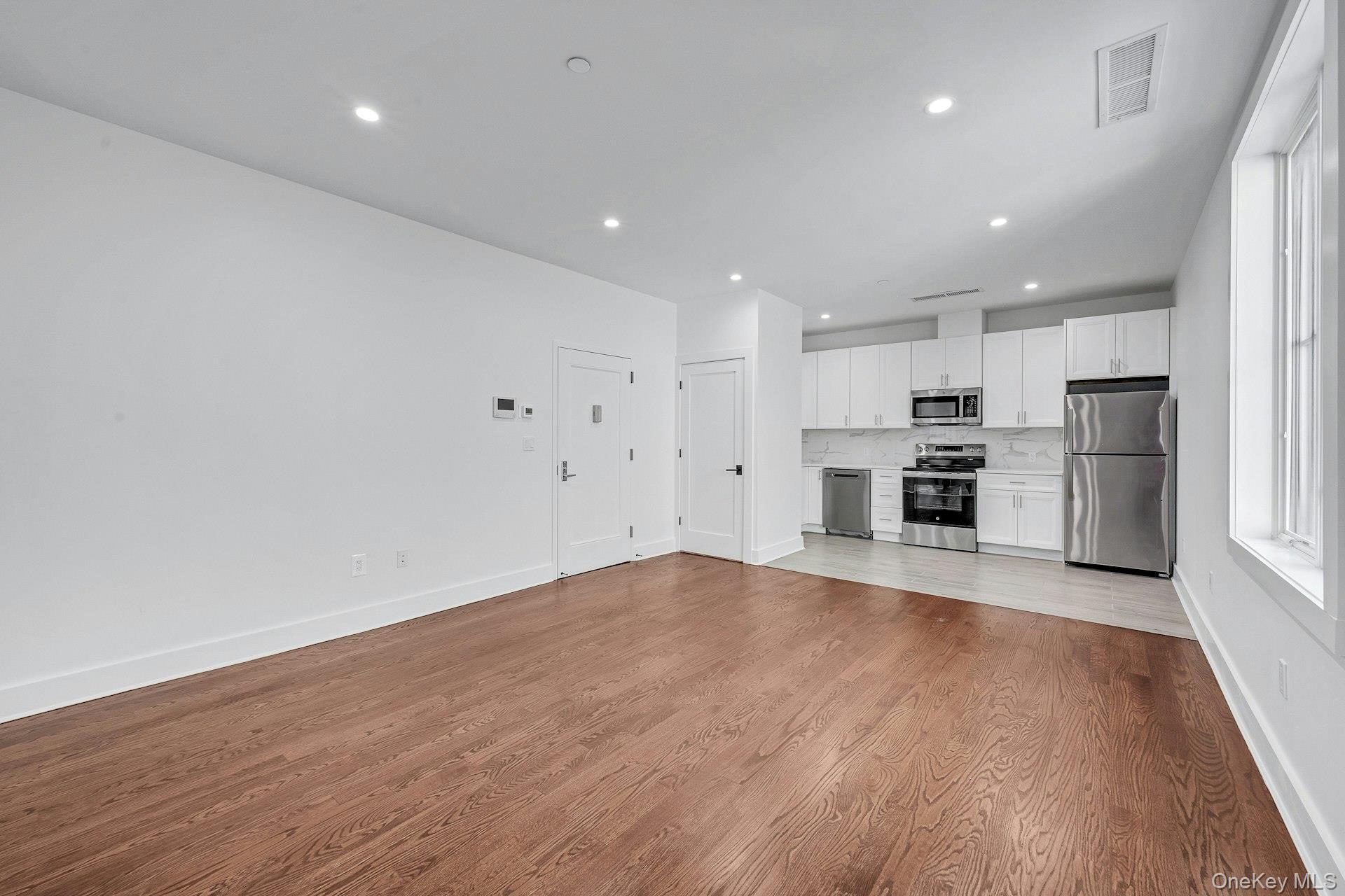 291 Main Street 1C