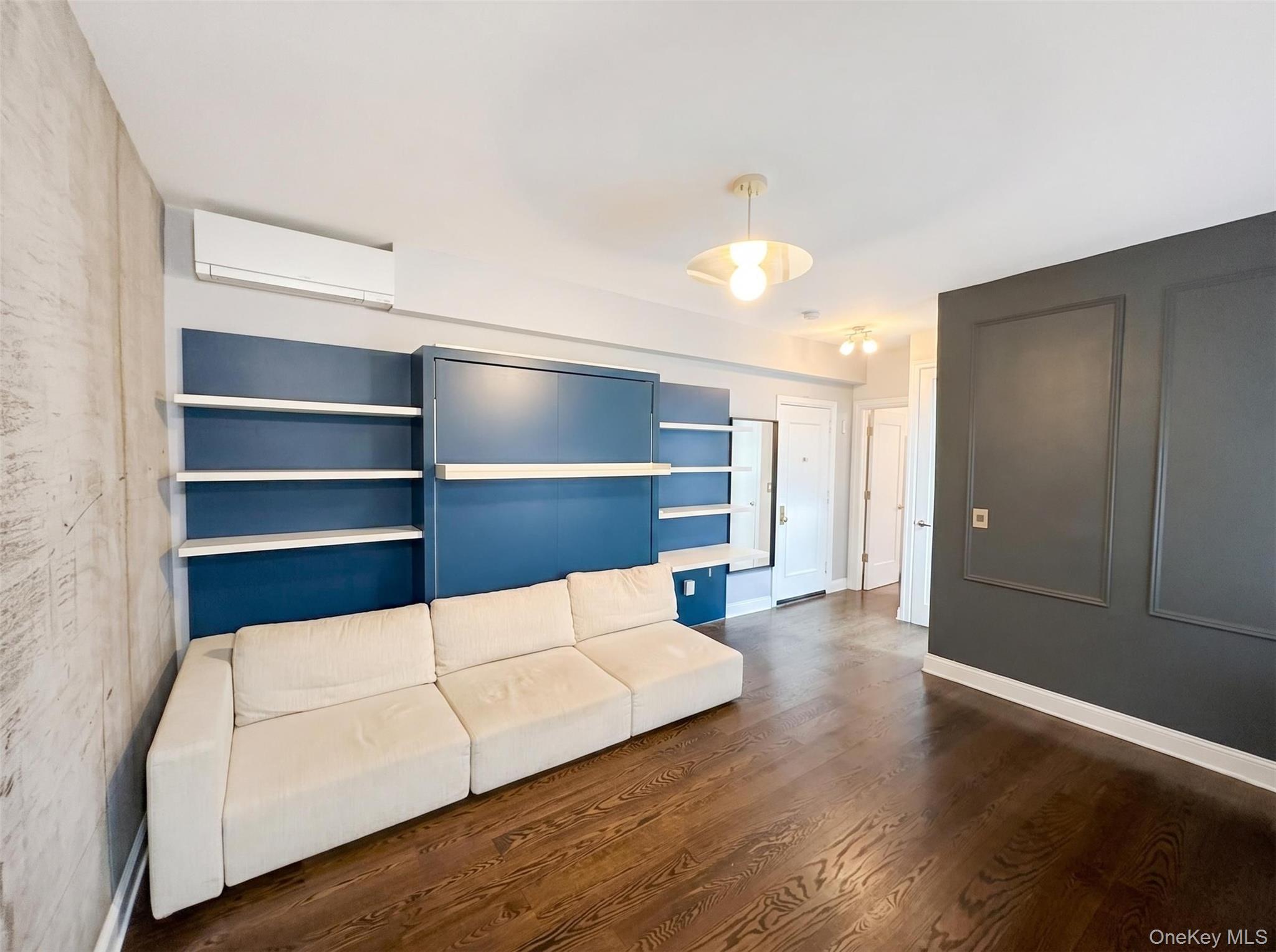 130 W 16th Street 52