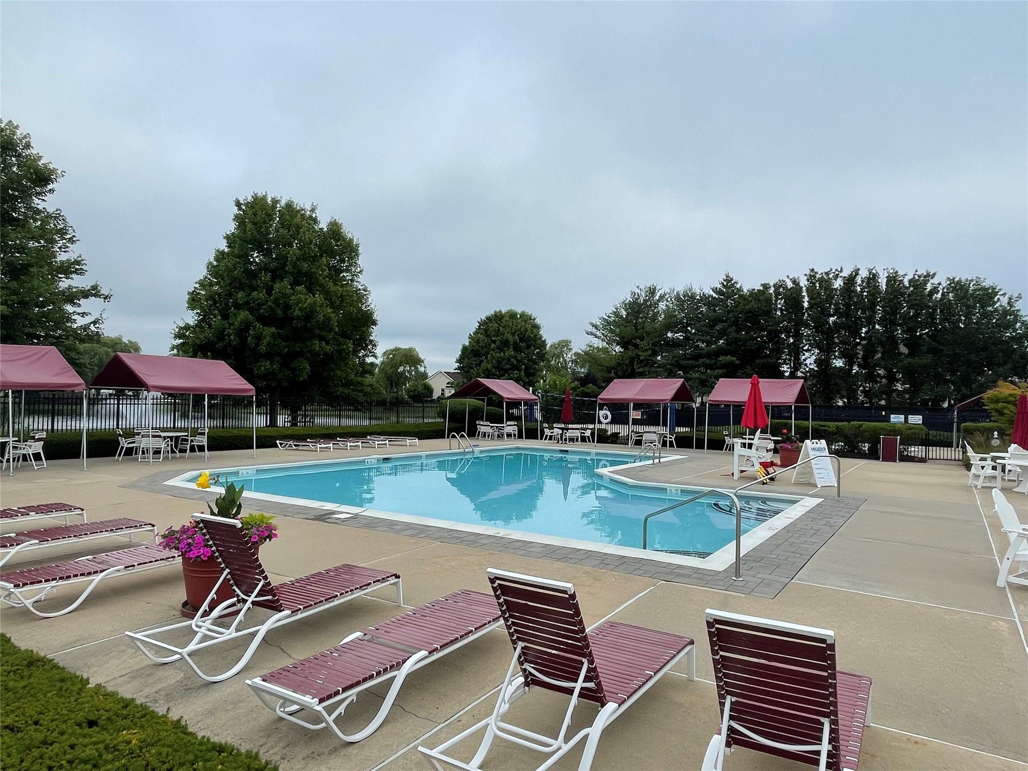 25 Willowbend Lane, Holtsville, New York image 28