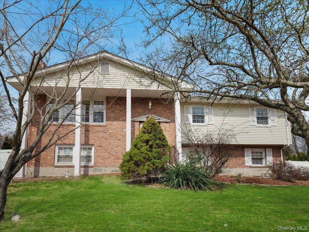 Photo of 7 Renie Lane, Blauvelt, NY 10913 (MLS # 984569)