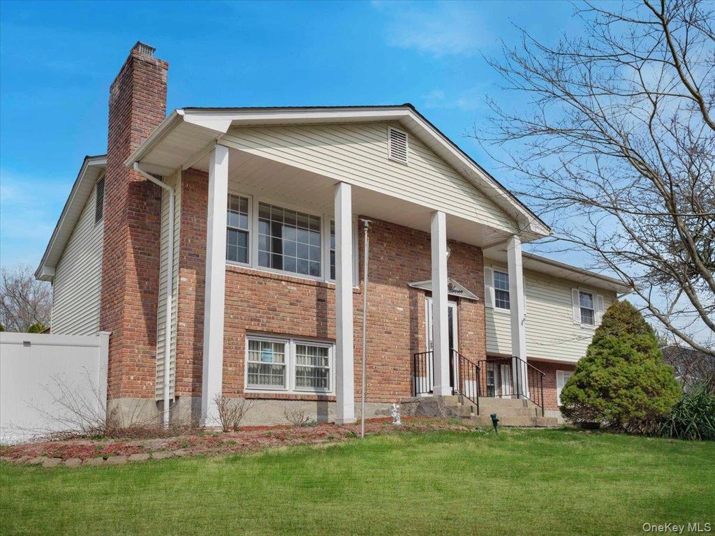 Photo of 7 Renie Lane, Blauvelt, NY 10913 (MLS # 984569)