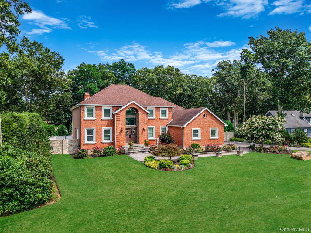 Photo of 44 Niagara Street, Miller Place, NY 11764 (MLS # 1018192)