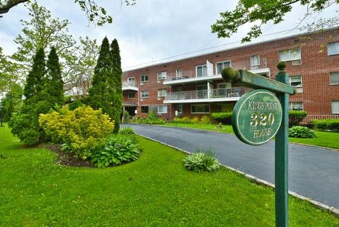 320 E Shore Road 10C Great Neck NY 11023