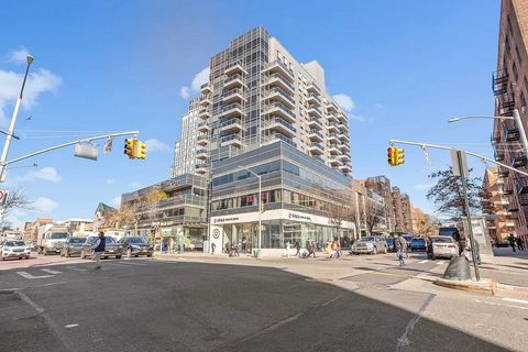 4235 Main Street Unit 8A, Flushing, NY 11355 - #: 824716