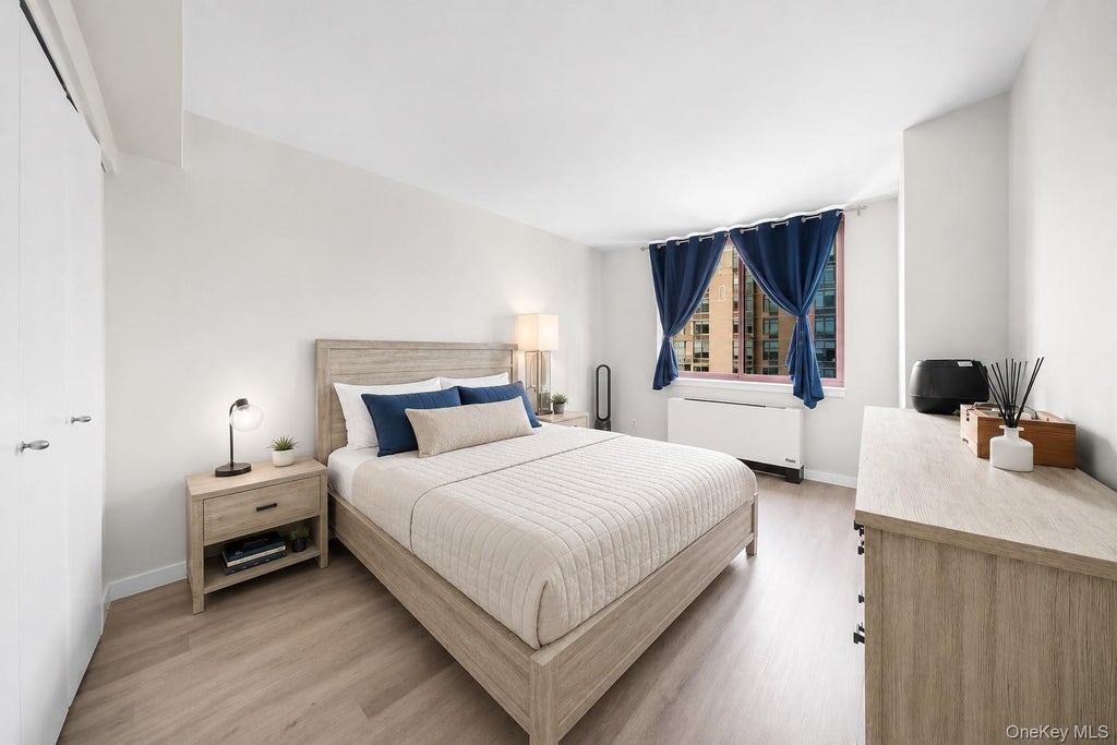 Photo of 474 48th Avenue #35E, Long Island City, NY 11109 (MLS # 1046338)