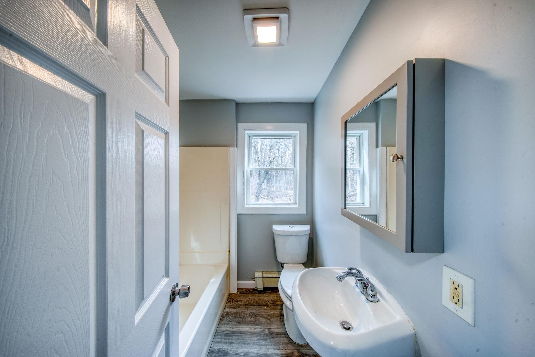 22 Academy Avenue, Sparrowbush, New York image 20