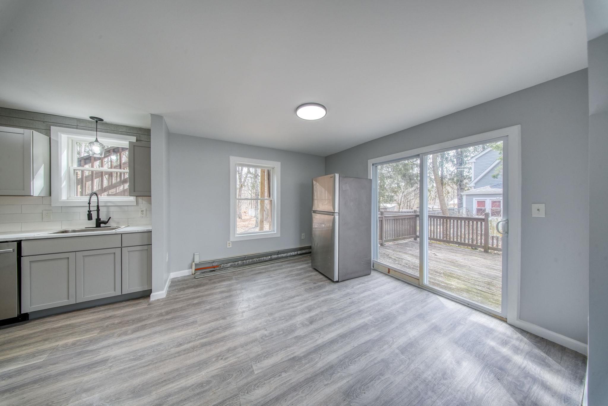 22 Academy Avenue, Sparrowbush, New York image 9