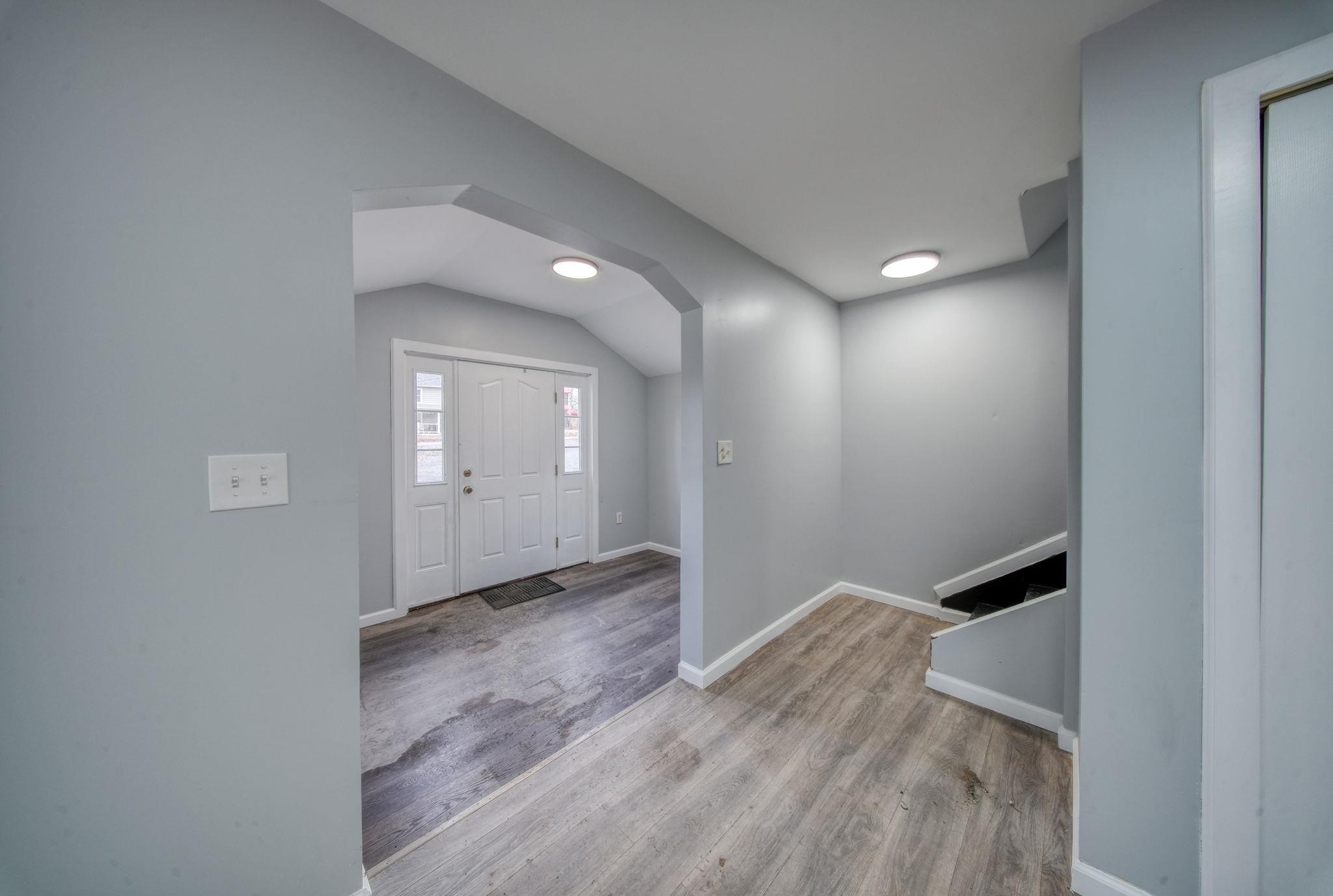 22 Academy Avenue, Sparrowbush, New York image 4