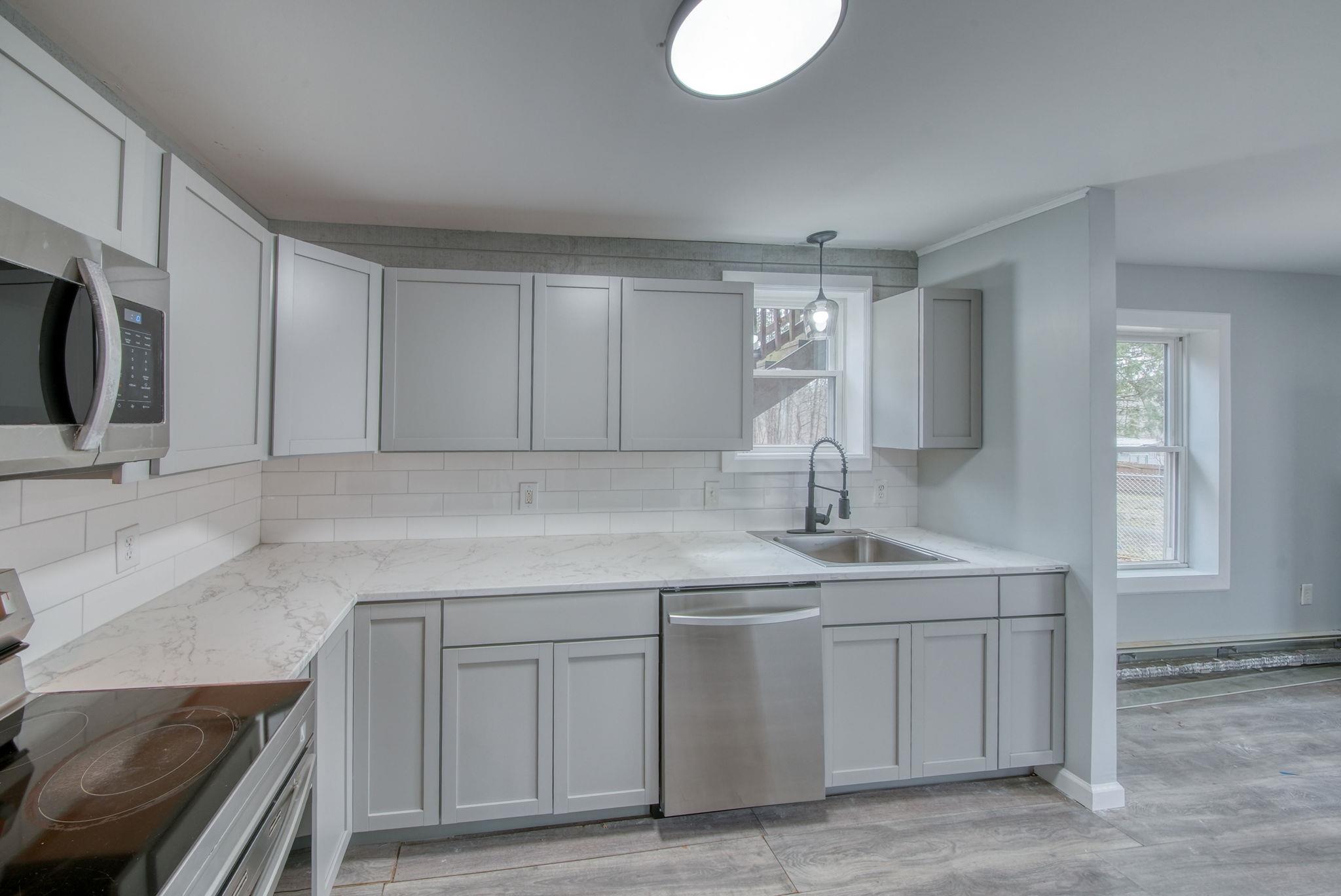22 Academy Avenue, Sparrowbush, New York image 13