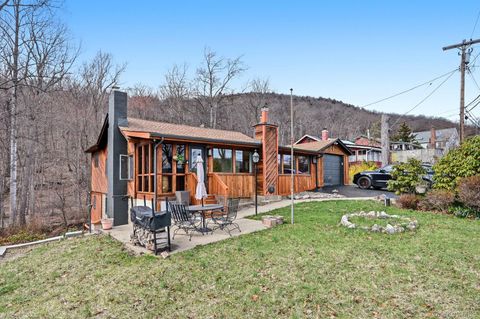 37 Blueberry Hill Greenwood Lake NY 10925