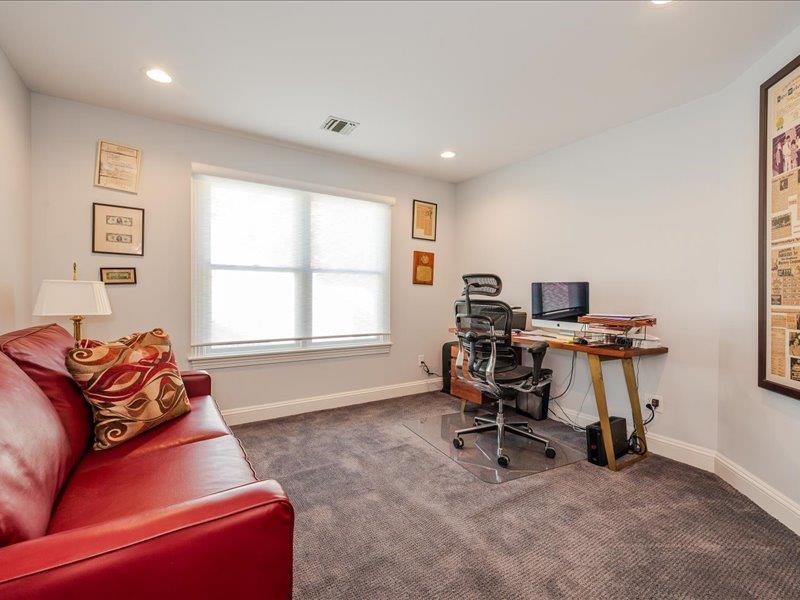 38 Fieldstone Lane, Oyster Bay, New York image 22