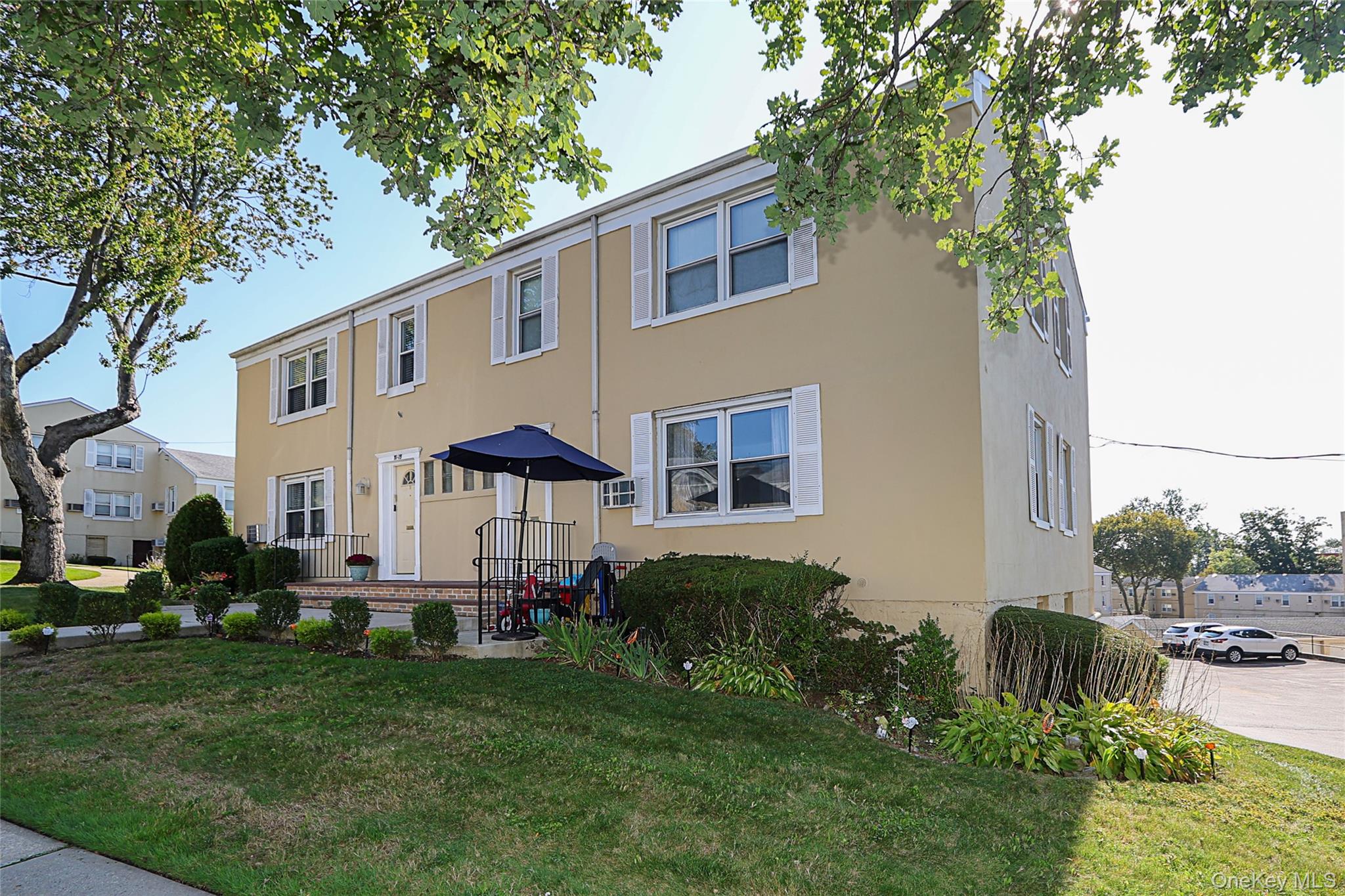 71-21 252 Street 191A