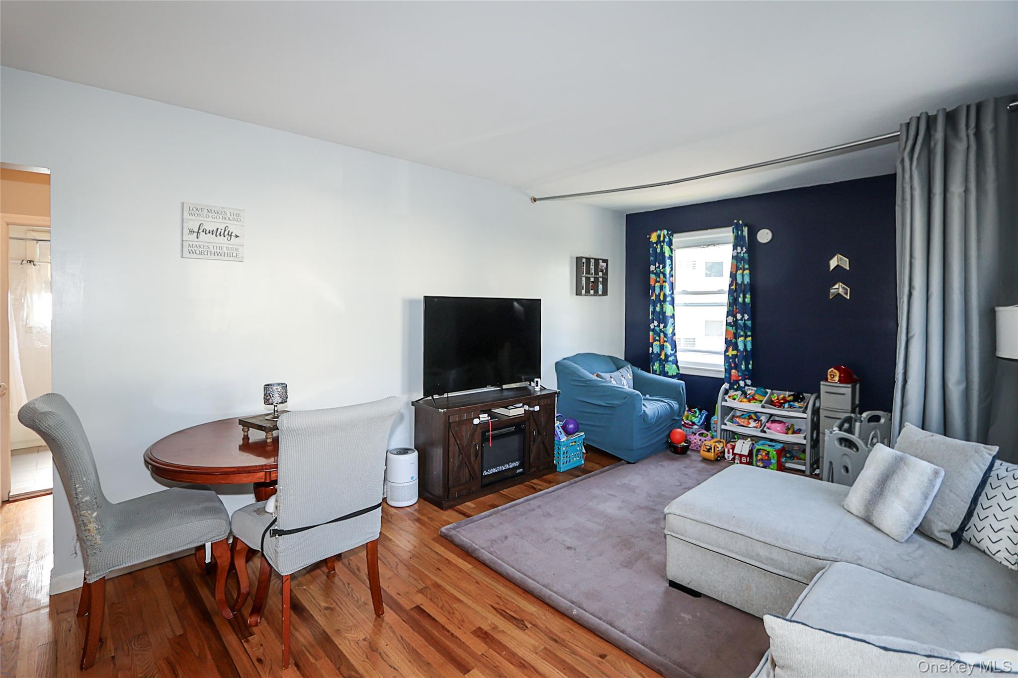 71-21 252 Street 191A