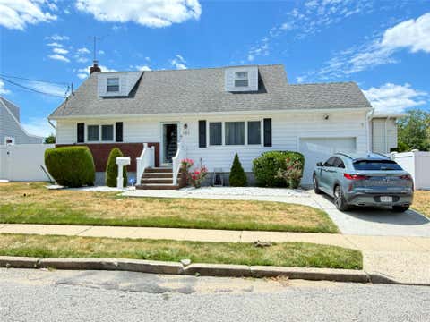 Homes For Sale - 101 Sagamore Street<br/> Freeport, NY 11520