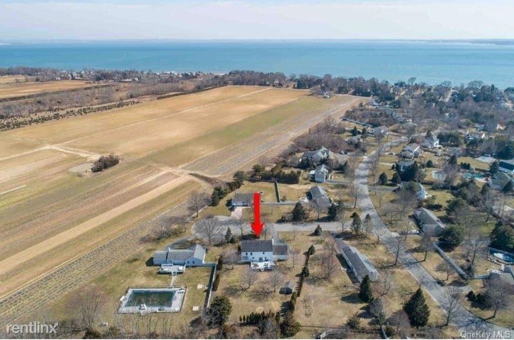 Photo of 17 Ritas Court, Jamesport, NY 11947 (MLS # 922695)