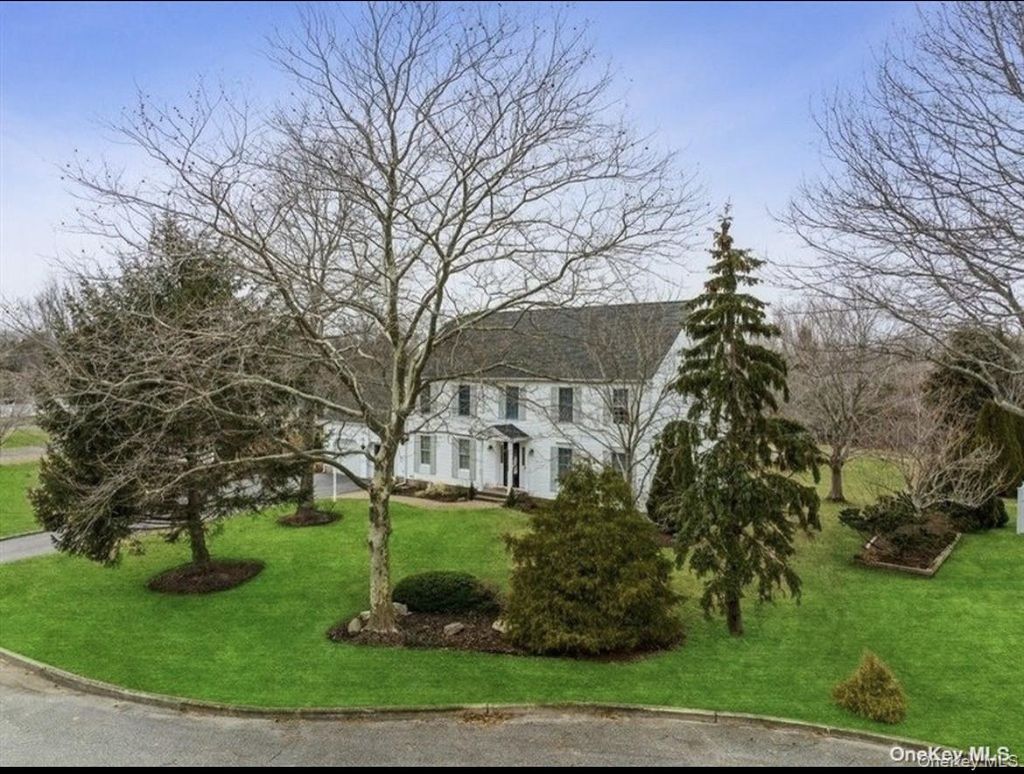 Photo of 17 Ritas Court, Jamesport, NY 11947 (MLS # 922695)