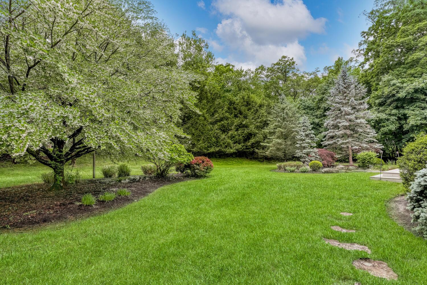 58 Montebello Road, Suffern, New York image 8