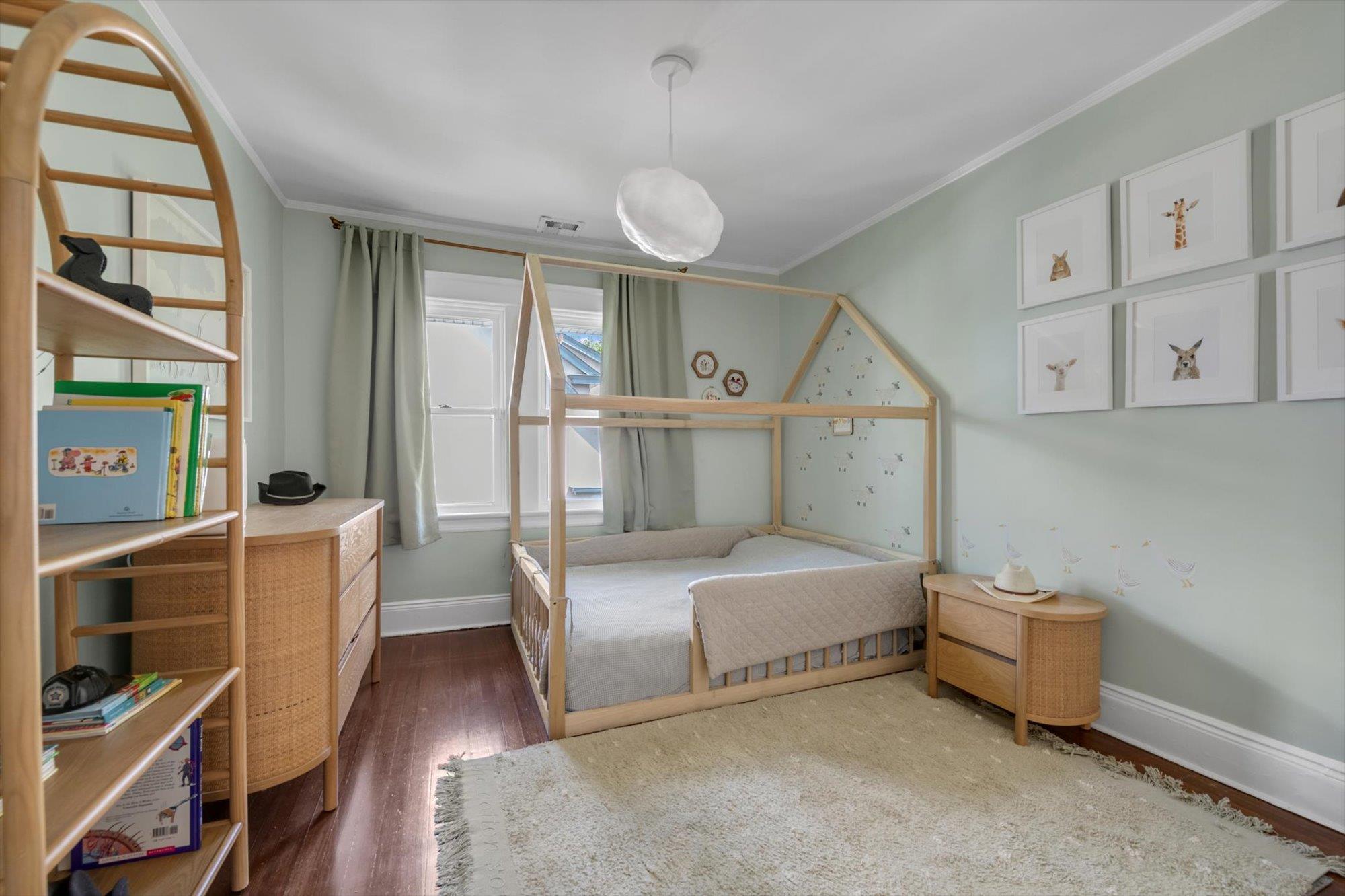 48 Hillcrest Avenue, Manhasset, New York image 22