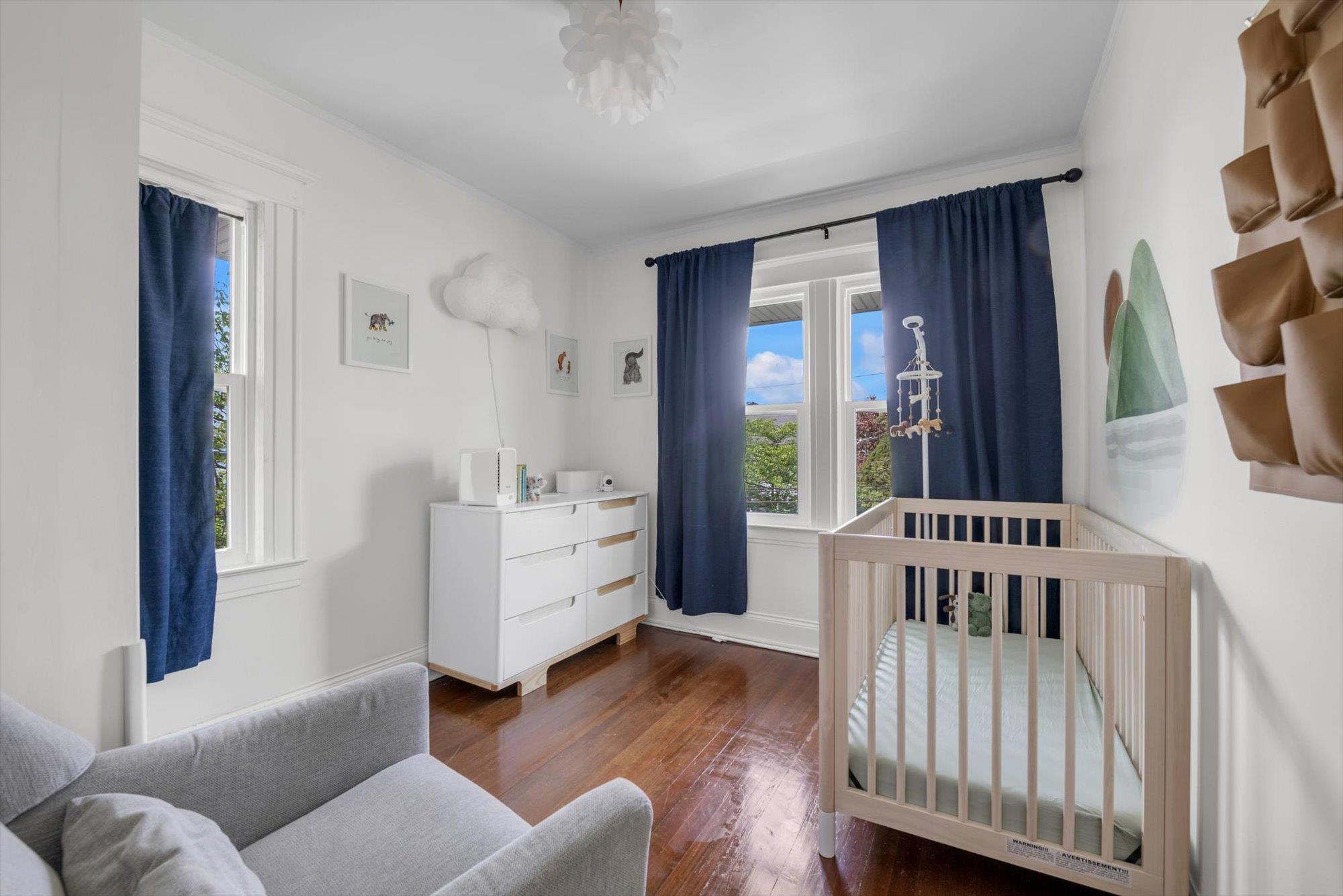 48 Hillcrest Avenue, Manhasset, New York image 21