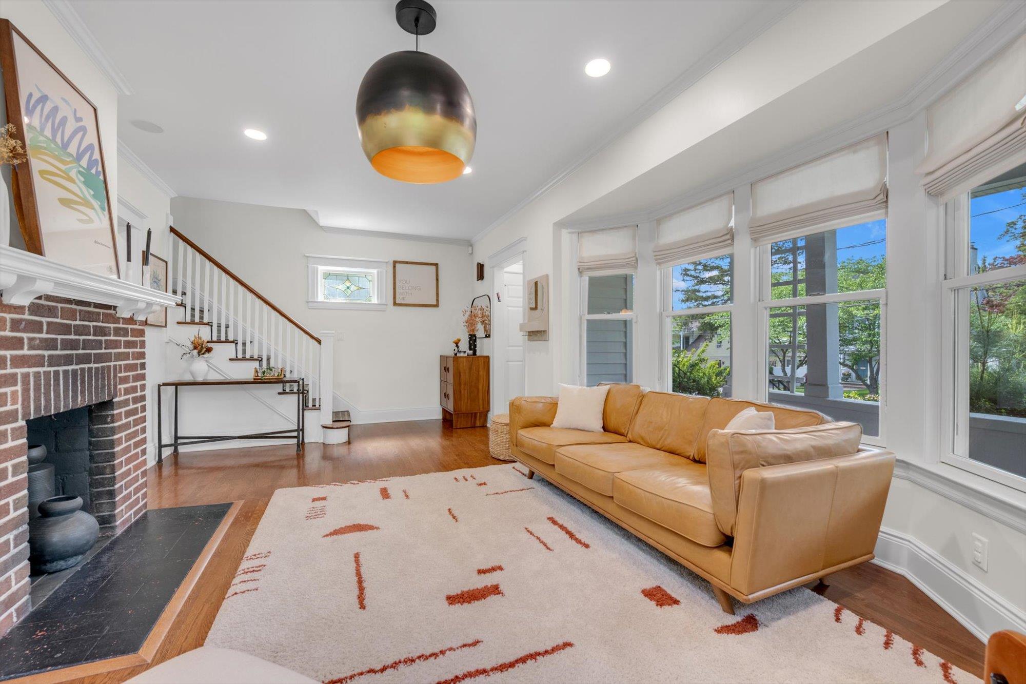 48 Hillcrest Avenue, Manhasset, New York image 7