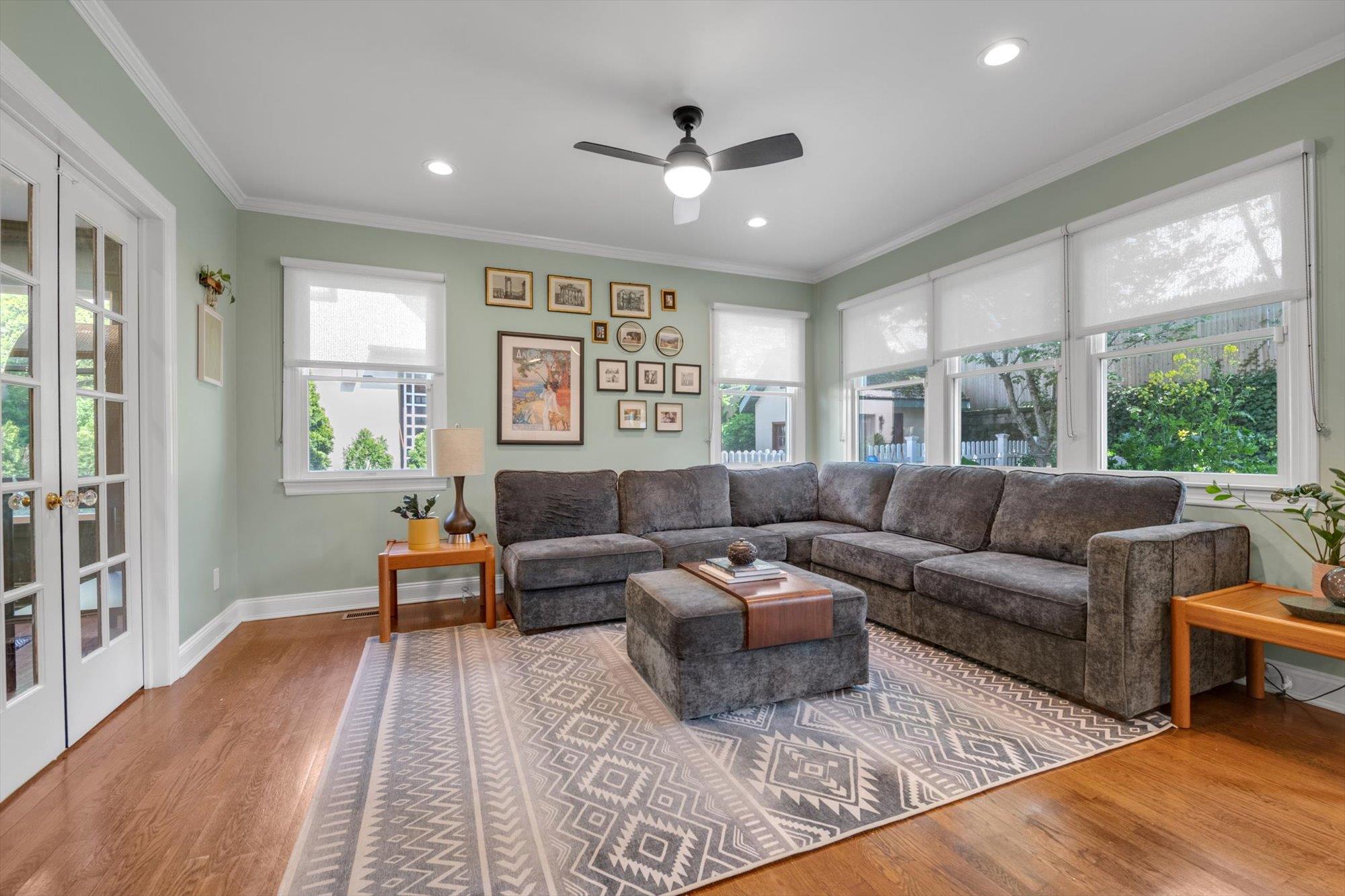 48 Hillcrest Avenue, Manhasset, New York image 14