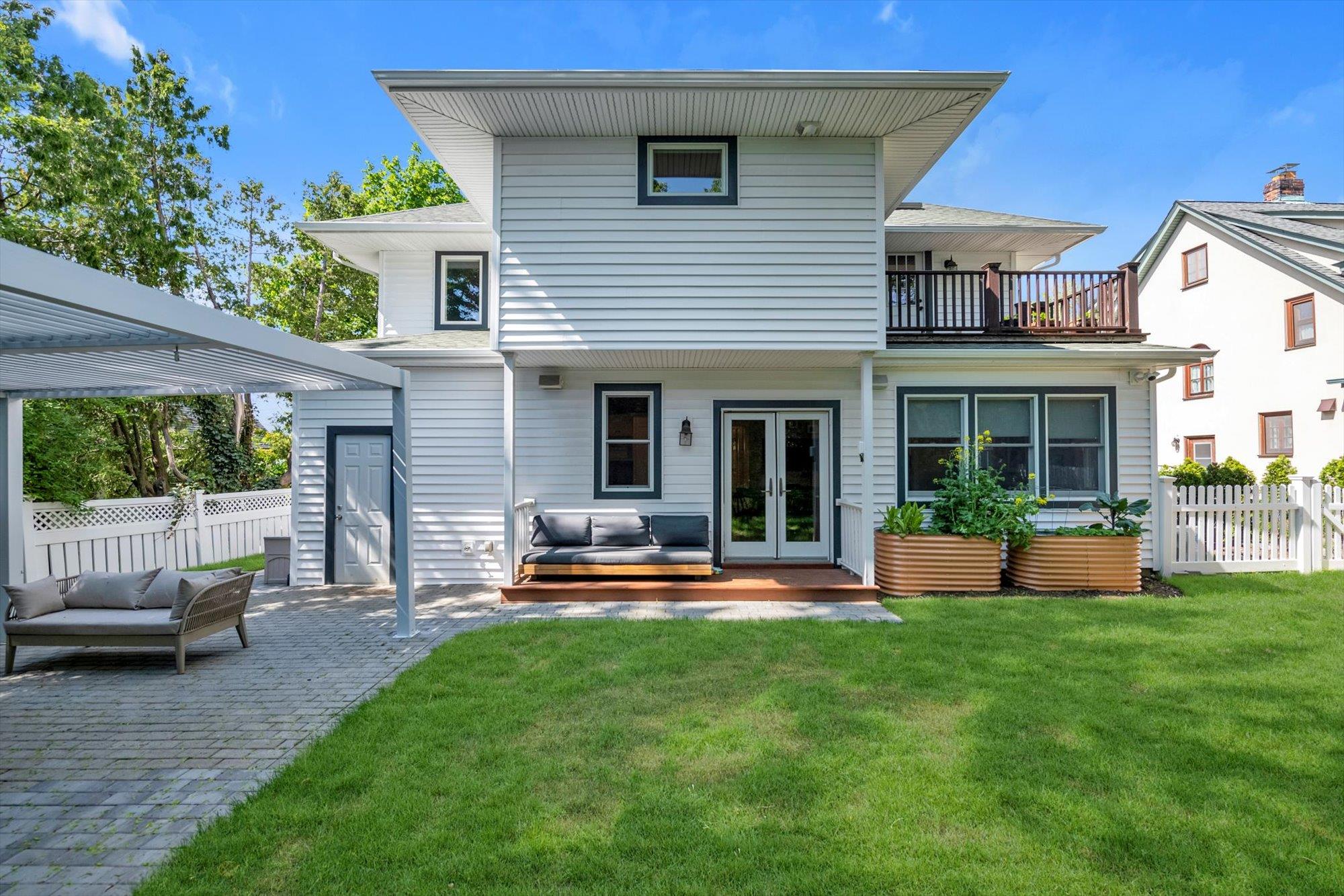 48 Hillcrest Avenue, Manhasset, New York image 37