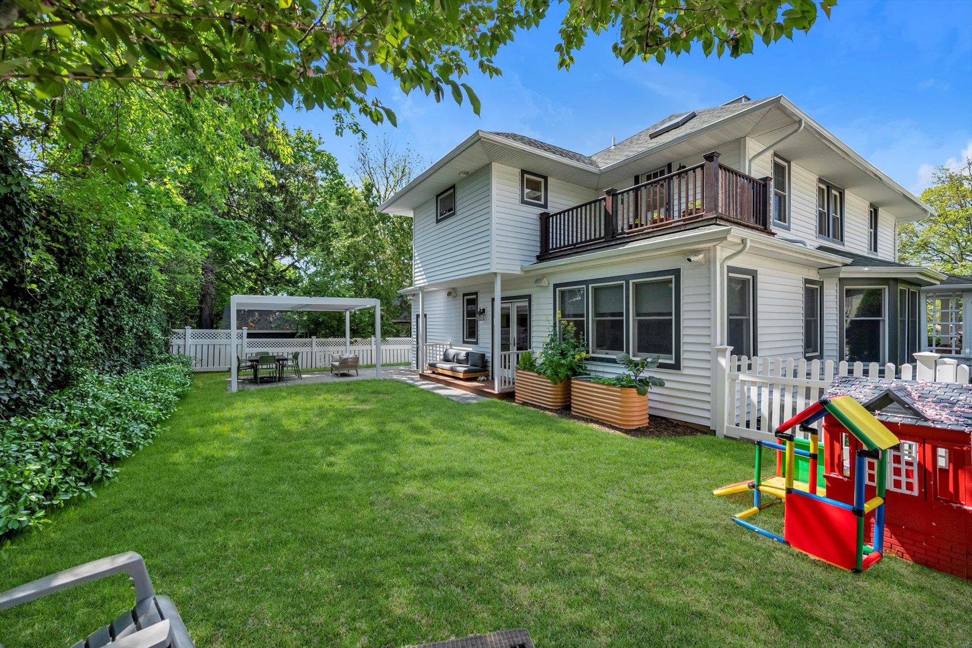 48 Hillcrest Avenue, Manhasset, New York image 35